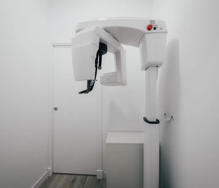 Equipo de radiología CBCT de la clínica