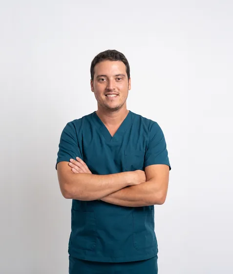 El Dr. Enrique Álvaro, ortodoncista de las Clínicas Dr. Martínez Molina
